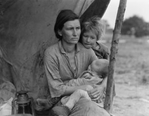 Lange took six photographs of Thompson and her family. Despite the photo’s fame, Thompson’s identity remained unknown until 1978