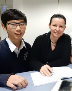 Swapping class notes – students and migrants learn from each other