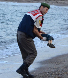New report outlines plight of child refugees