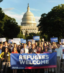 US makes more cuts to refugee program