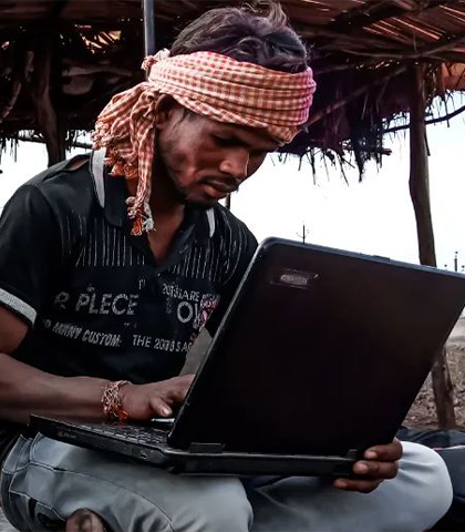 Human traffickers using technology – new study finds