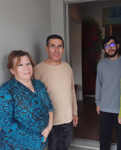 Local Syrians fear for family, friends trapped in Iraq