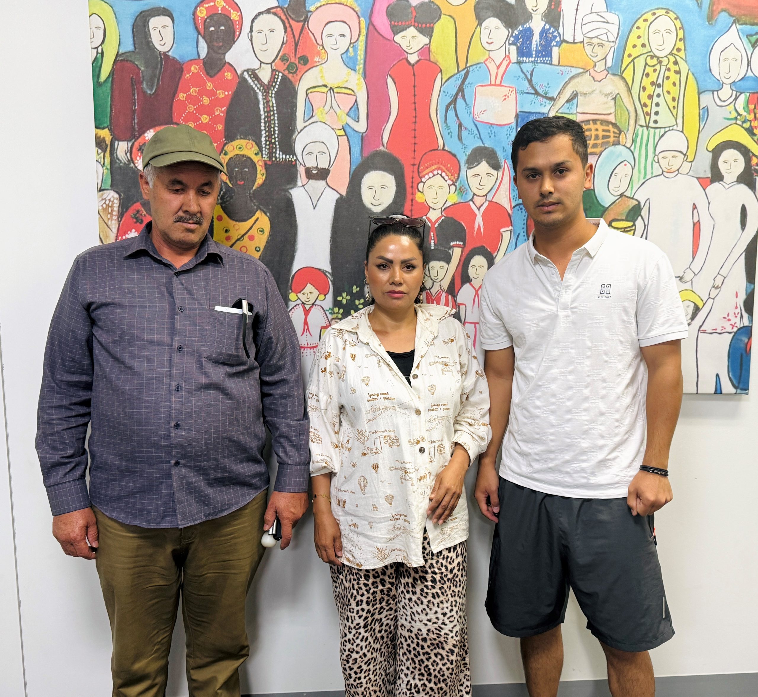 AMES staff provide wrap around support for vision impaired refugee